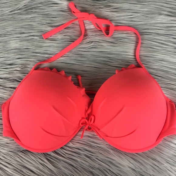 Victoria's Secret Other - Victoria’s Secret ruffle bikini top 36DD